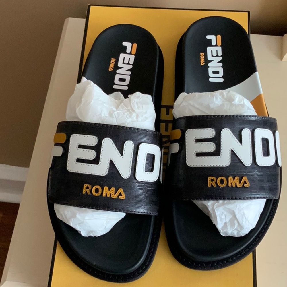 Fendi slides